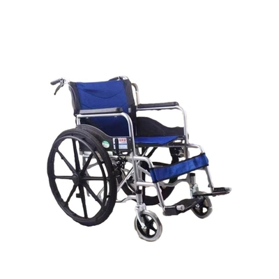Cadeira de rodas de aço básico de economia de aço com design dobrável