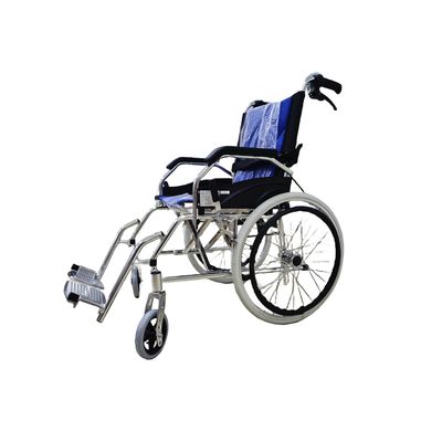 Cadeira de rodas de aço dobrável manual multifuncional 79*28*73cm 12,7kg Design fácil de usar