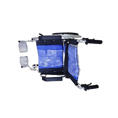 Cadeira de rodas de aço dobrável manual multifuncional 79*28*73cm 12,7kg Design fácil de usar