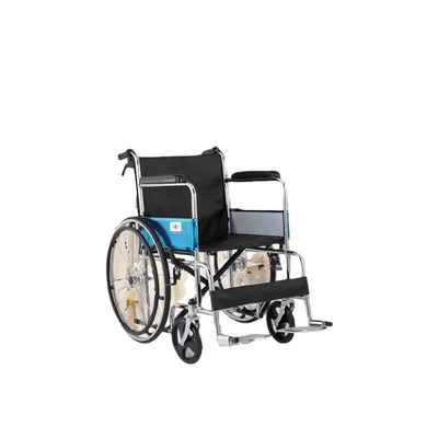 Cadeira de rodas durável com estrutura ajustável de aço carbono e equipamento médico essencial